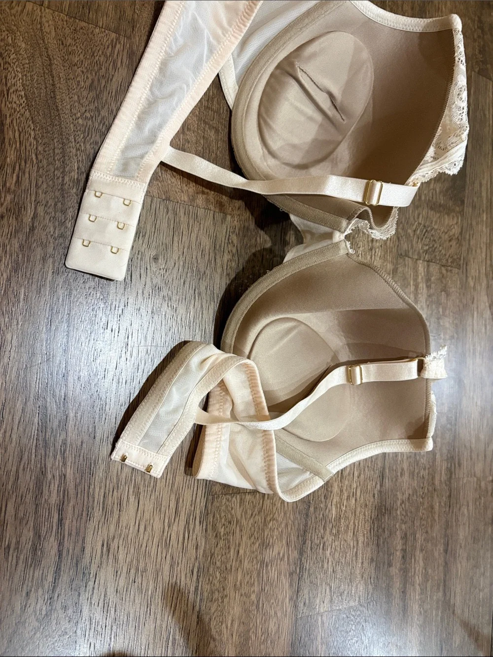 ThirdLove Lace Contour Plunge bra 42B. Peach color.